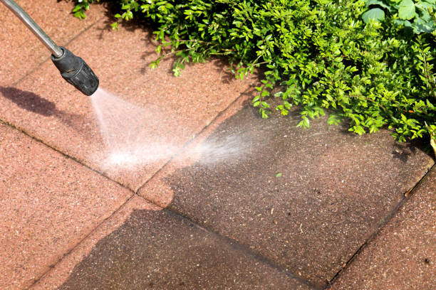 Why Choose Our Certified Pressure Washing Experts for Your Project Needs in Randolph, WI?